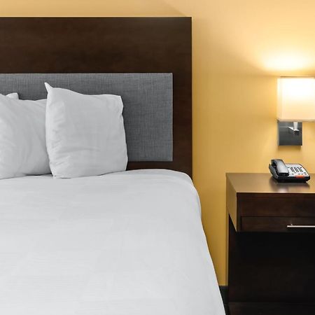 Hotel Aura Sfo Airport Free Shuttle San Bruno Bagian luar foto