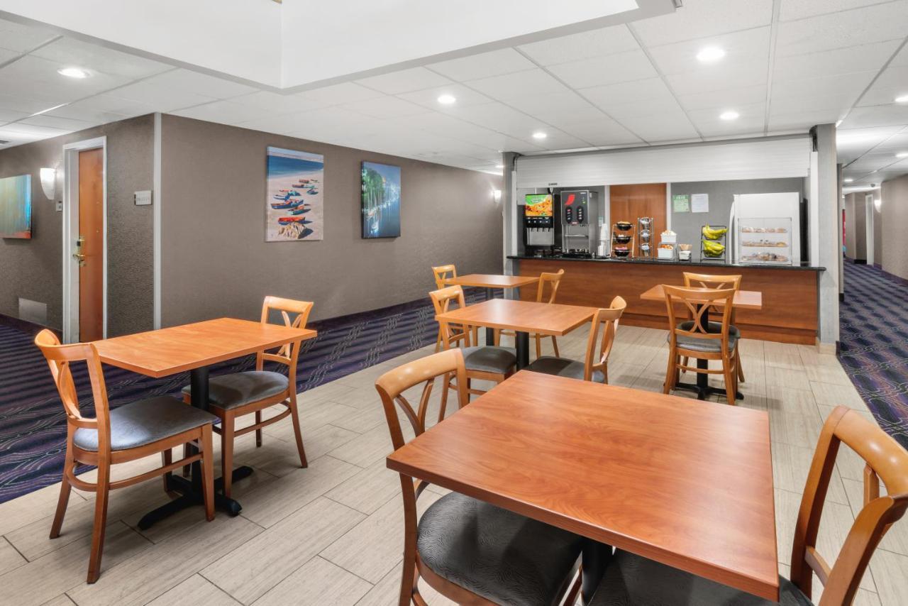 Hotel Aura Sfo Airport Free Shuttle San Bruno Bagian luar foto